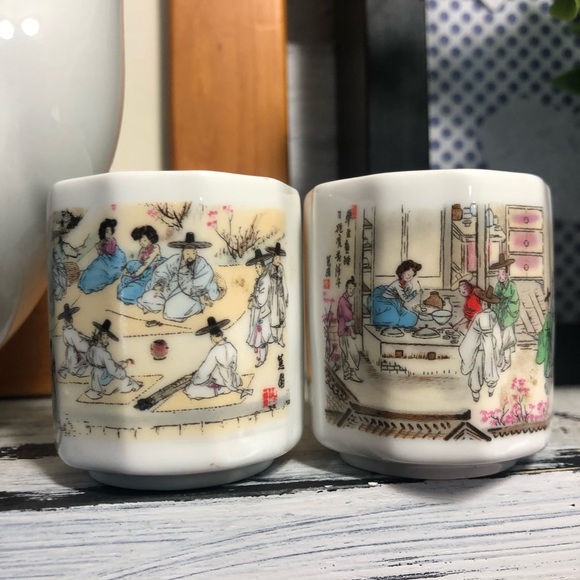Gorgeous Korean Concubine Teapot & Tea Cup Set - Picture 5 of 7